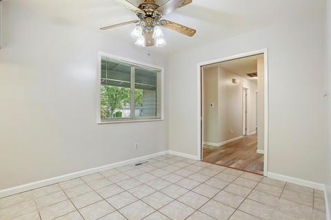 1804 Kienitz Ave, Modesto, CA 95355 photo 10