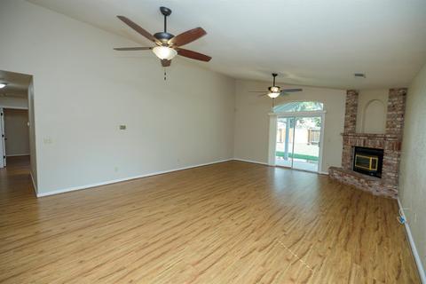 844 Taggert Ct, Modesto, CA 95351 photo 3