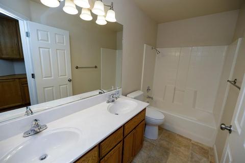 844 Taggert Ct, Modesto, CA 95351 photo 15