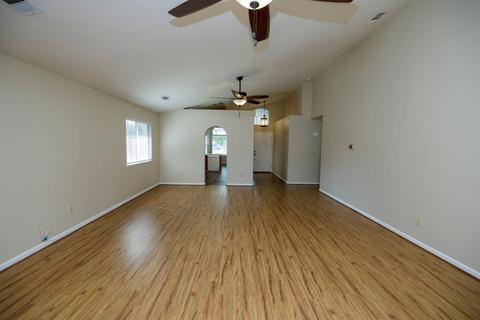 844 Taggert Ct, Modesto, CA 95351 photo 5