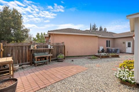 165 Albert Ct, Tracy, CA 95376 photo 59