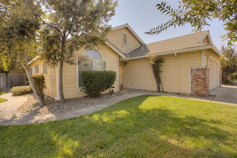 1344 Waterthrush Way, Turlock, CA 95382 photo 2