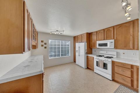 839 Moray Ct, Patterson, CA 95363 photo 17