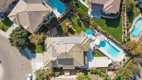 679 Clay Way, Ripon, CA 95366 photo 2