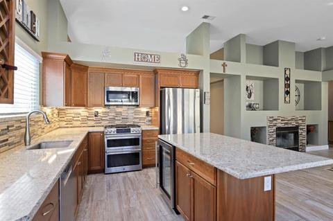 1085 Tom Fowler Dr, Tracy, CA 95377 photo 9