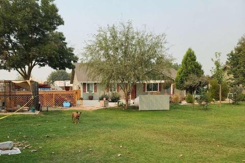 4218 E Service Rd, Ceres, CA 95307 photo 2