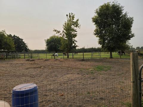 4218 E Service Rd, Ceres, CA 95307 photo 31