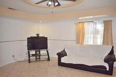 1824 Ustick Rd, Modesto, CA 95358 photo 10