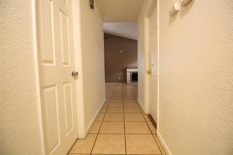 1541 Ironside Dr, Modesto, CA 95358 photo 25