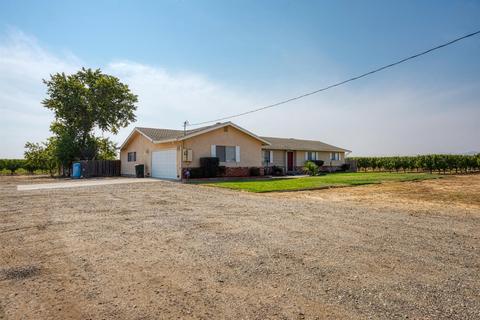 860 Olive Ave, Patterson, CA 95363 photo 3