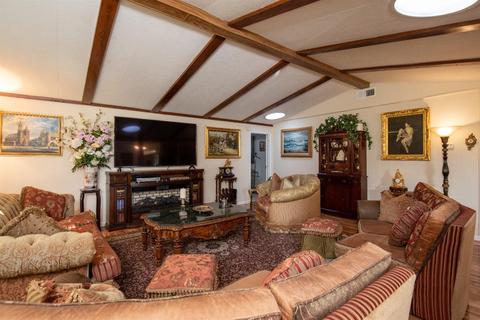 3833 Lahaina, Modesto, CA 95355 photo 4