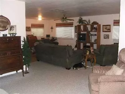 1025 Juniper Dr, Willows, CA 95988 photo 2