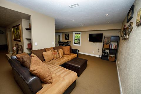21607 S Olive Ave, Ripon, CA 95366 photo 38