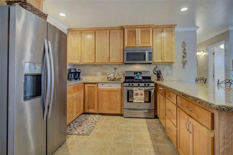 3845 Henderson Way, Carmichael, CA 95608 photo 10