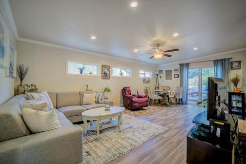 3845 Henderson Way, Carmichael, CA 95608 photo 18