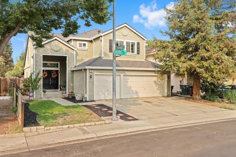 745 Waddell Way, Modesto, CA 95357 photo 2