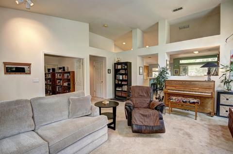 1622 Eligio Ln, Davis, CA 95618 photo 8