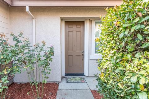 1072 Cornerstone Dr, Folsom, CA 95630 photo 4