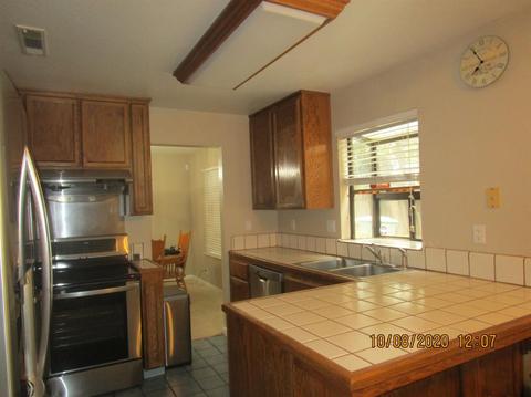 2513 Walnut Park Dr, Modesto, CA 95355 photo 6