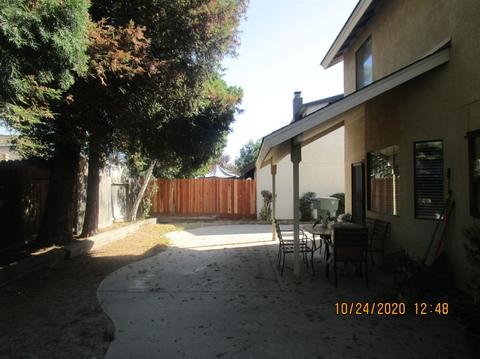 2513 Walnut Park Dr, Modesto, CA 95355 photo 3