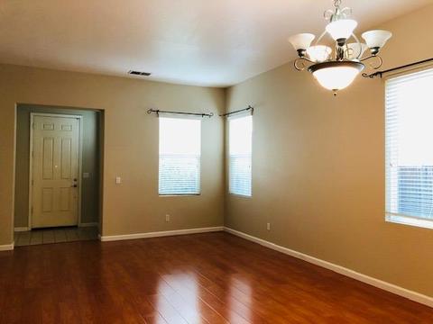 584 Presidio Pl, Tracy, CA 95377 photo 2