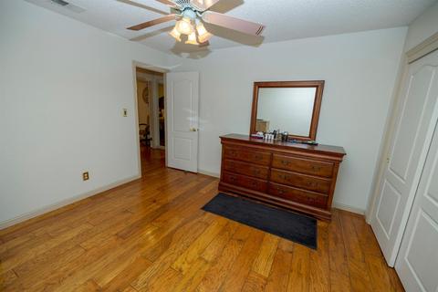 913 Burlington Dr, Modesto, CA 95356 photo 32