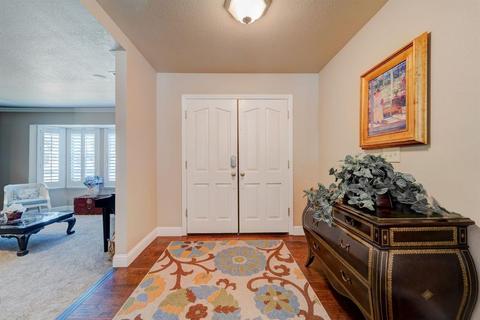 3705 Viader Dr, Modesto, CA 95356 photo 2