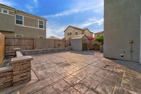 1680 Winthrop Ln, Ceres, CA 95307 photo 5