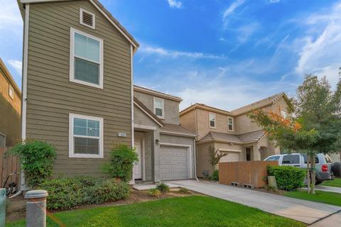 1680 Winthrop Ln, Ceres, CA 95307 photo 3