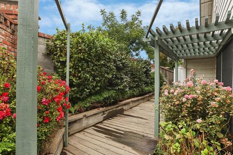172 Rivergate Pl, Lodi, CA 95240 photo 19
