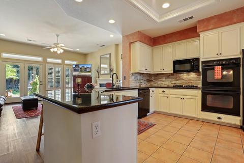 246 Mount Airy Ct, Ripon, CA 95366 photo 3