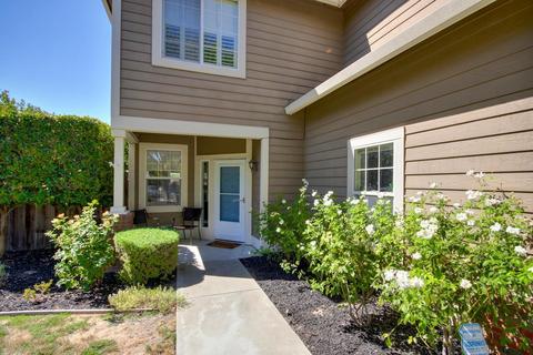 1103 Mesquite Dr, Davis, CA 95618 photo 2