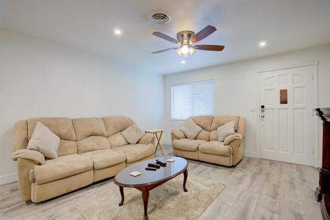 1619 Eureka St, Modesto, CA 95358 photo 8