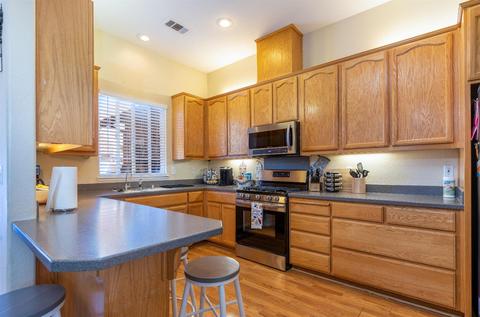 6609 Graybark Ln, Hughson, CA 95326 photo 9