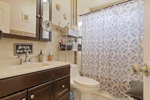 505 E Tokay, Lodi, CA 95240 photo 12