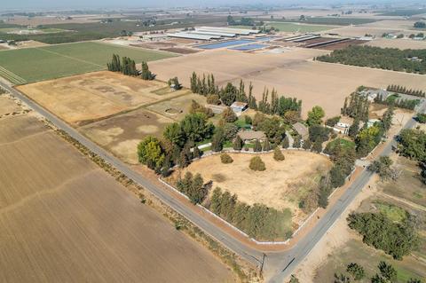 5315 Verde Ave, Hilmar, CA 95324 photo 2