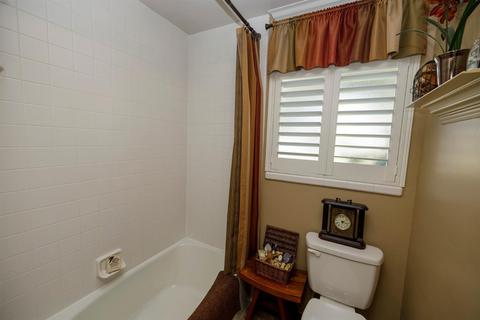 1628 Ascot Dr, Modesto, CA 95350 photo 24