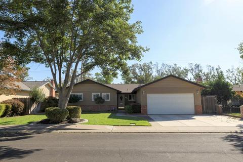 1628 Ascot Dr, Modesto, CA 95350 photo 2
