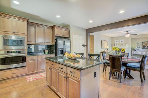 818 Wild Berry Loop, Rocklin, CA 95765 photo 3