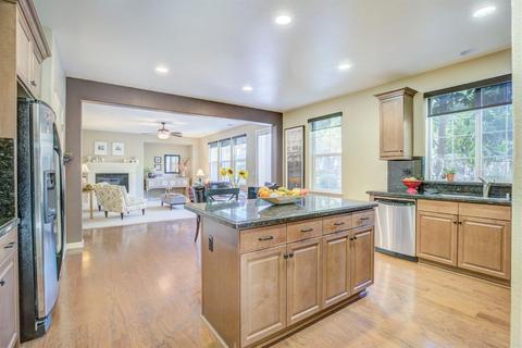 818 Wild Berry Loop, Rocklin, CA 95765 photo 7