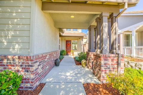 818 Wild Berry Loop, Rocklin, CA 95765 photo 2