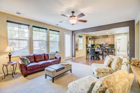 818 Wild Berry Loop, Rocklin, CA 95765 photo 14