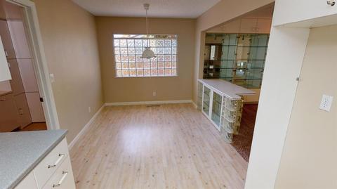 3412 Colonial Dr, Modesto, CA 95350 photo 9