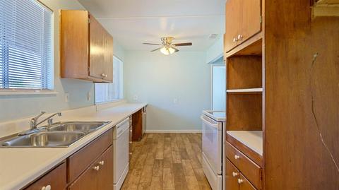 10 E 20th St, Tracy, CA 95376 photo 7