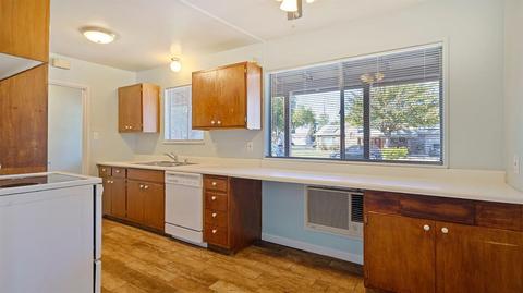 10 E 20th St, Tracy, CA 95376 photo 10