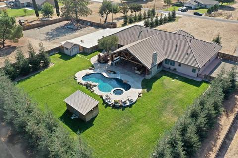 21551 Eastern Heights Rd, Linden, CA 95236 photo 1