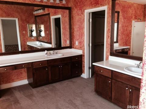 3826 Old Oak Dr, Ceres, CA 95307 photo 9