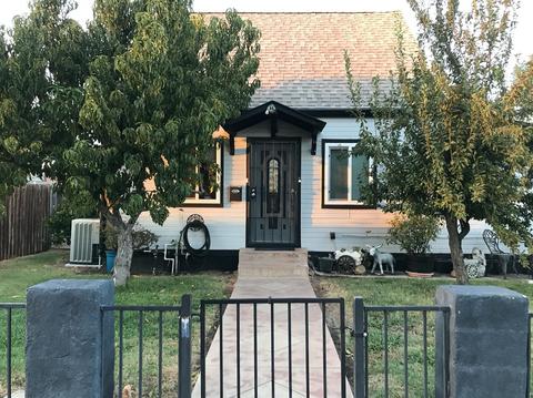 209 Cherry St, Lodi, CA 95240 photo 1