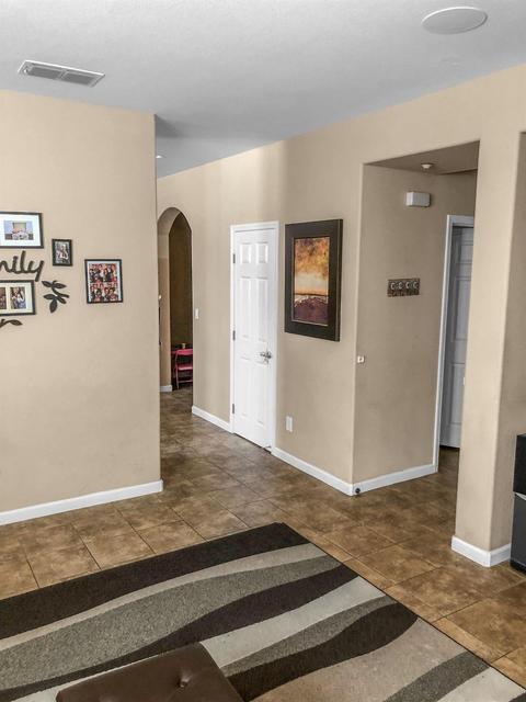 2092 Savage Ln, Tracy, CA 95376 photo 9