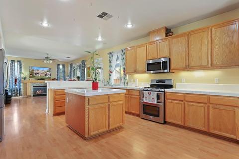 925 Cobalt Dr, Tracy, CA 95377 photo 6
